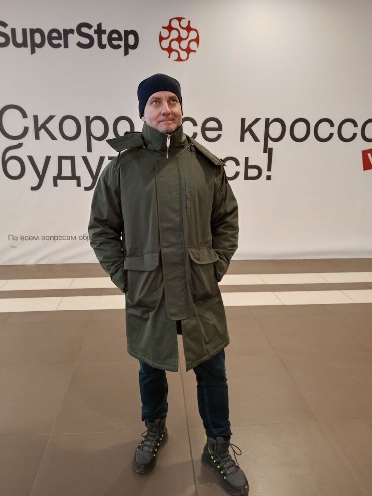  -,   Anton, 43 ,   ,   , c 