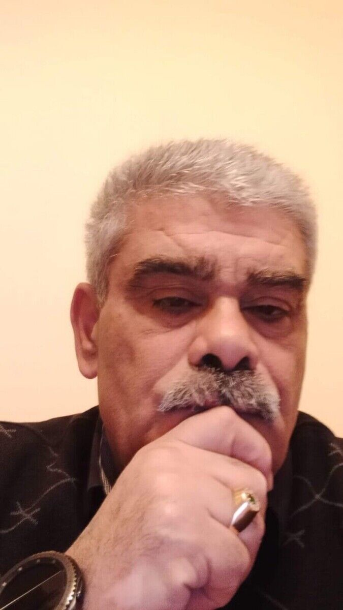  22481275  Latif, 64 ,     