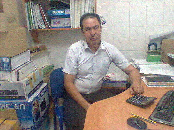  8894605  Radjan, 49 ,    
