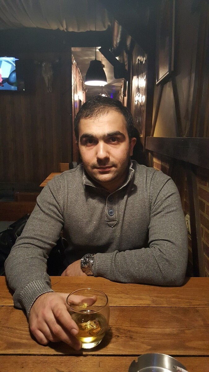  ,   Hrant, 33 ,   ,   , c 