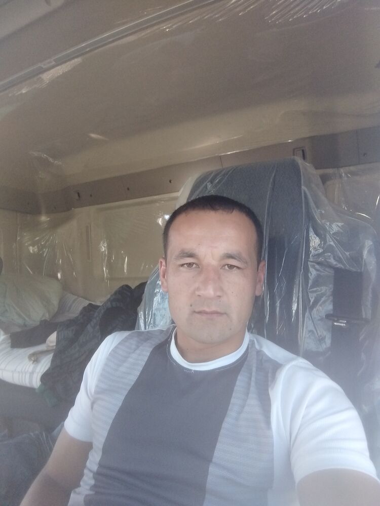  46035135  , 34 ,    