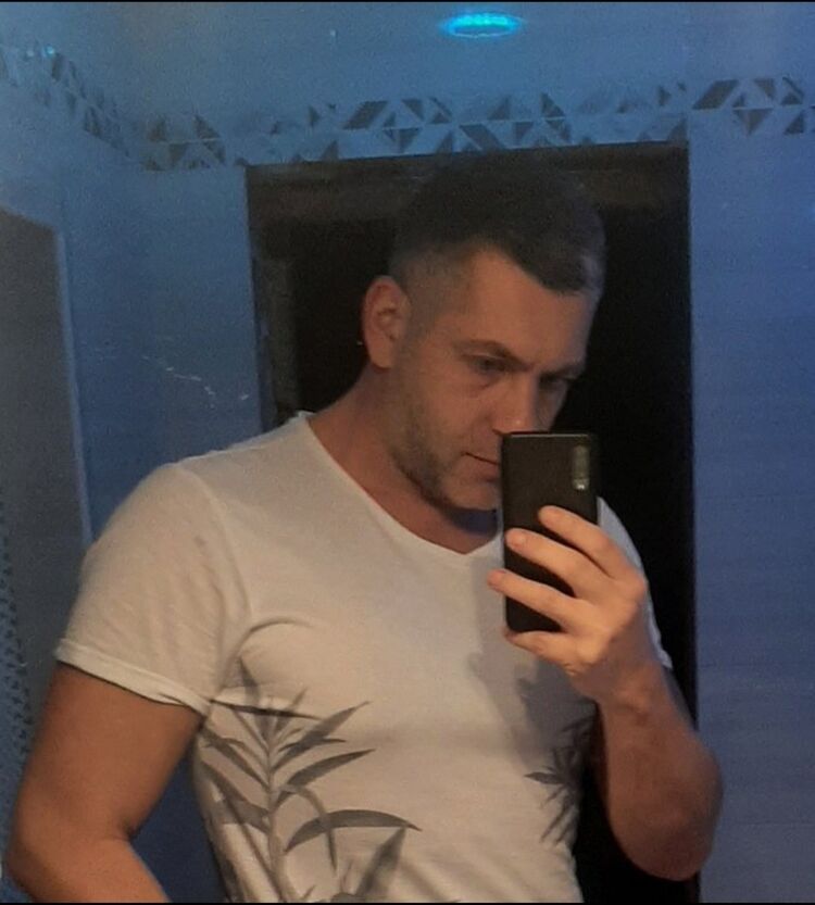  52586015  Ruslan, 38 ,    