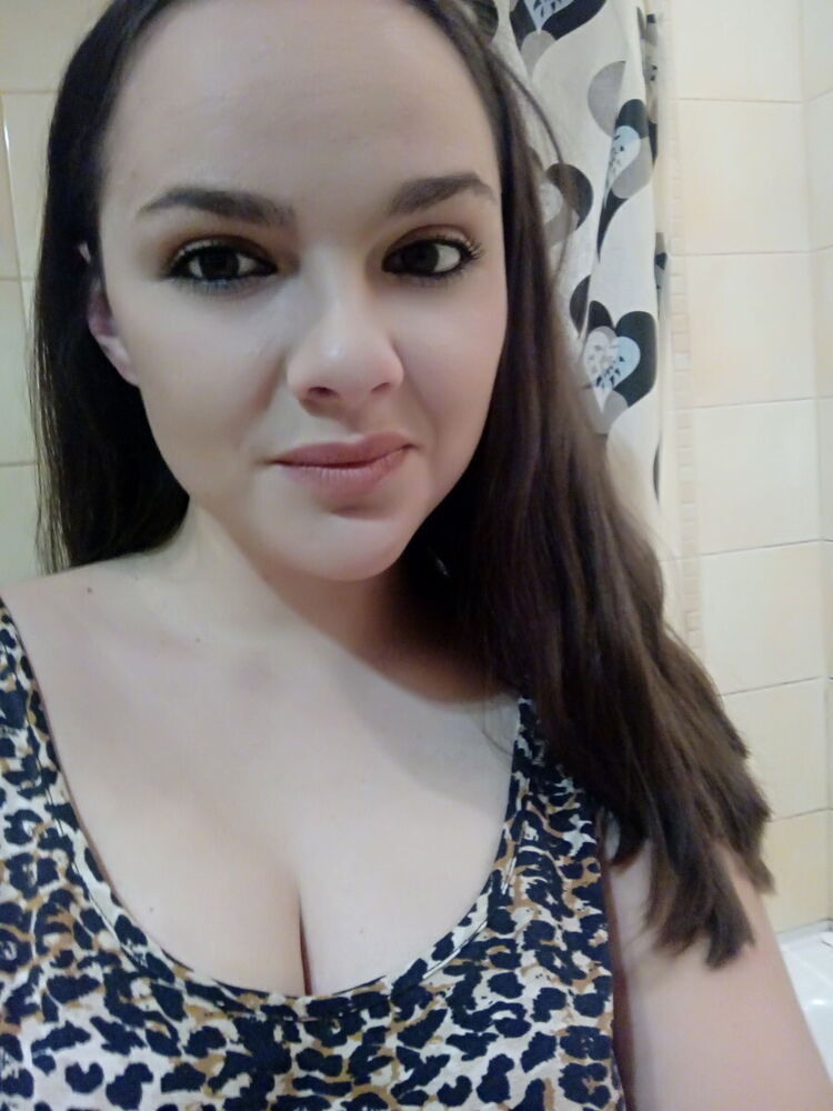  24700775  , 26 ,    