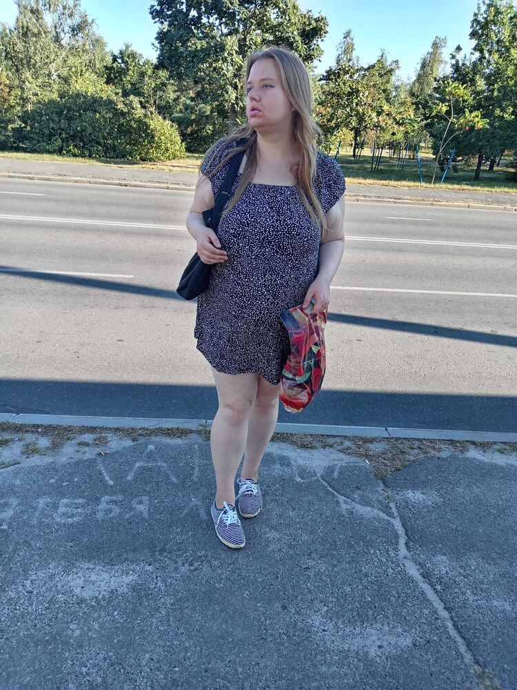  53403885  , 34 ,    