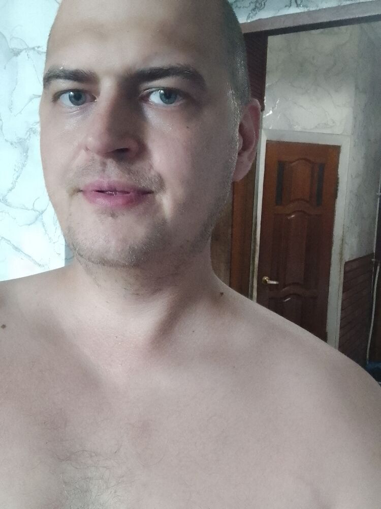  49861315  Vladimir, 38 ,    