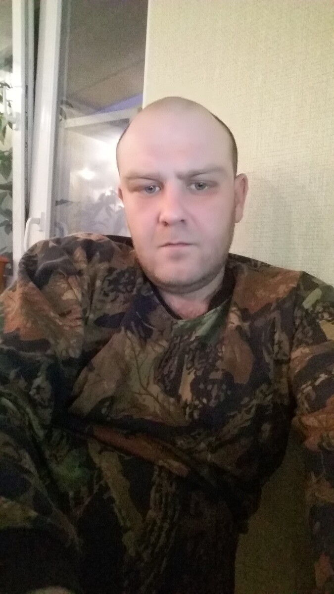  ,   Anton, 41 ,   ,   , c 