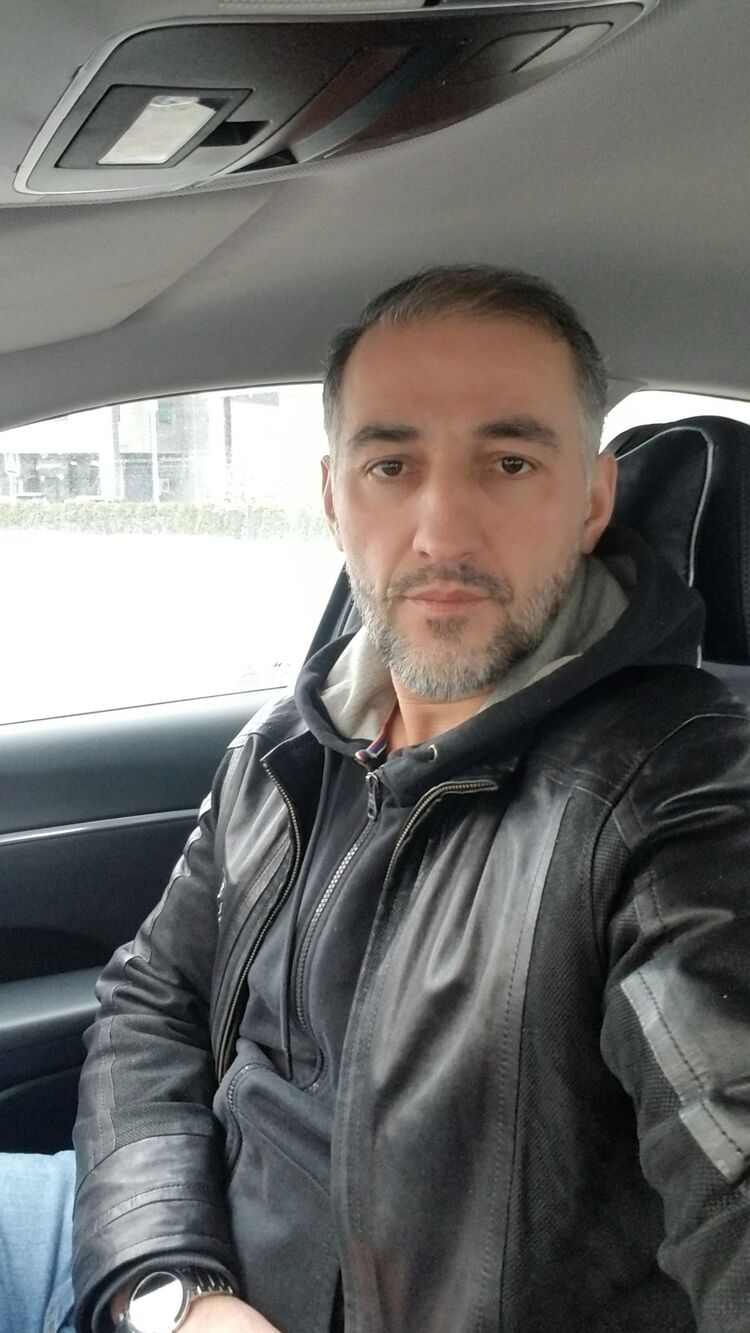  52282495  , 45 ,    