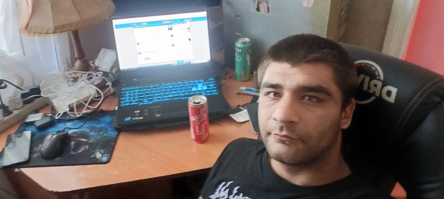  47072645  , 24 ,    