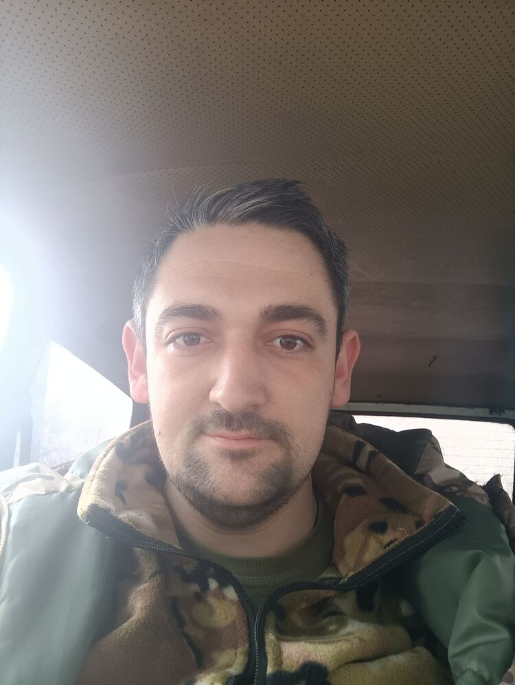  33035475  , 35 ,    
