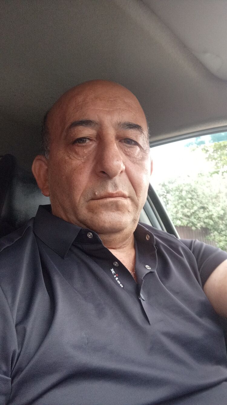  52891365  , 49 ,    