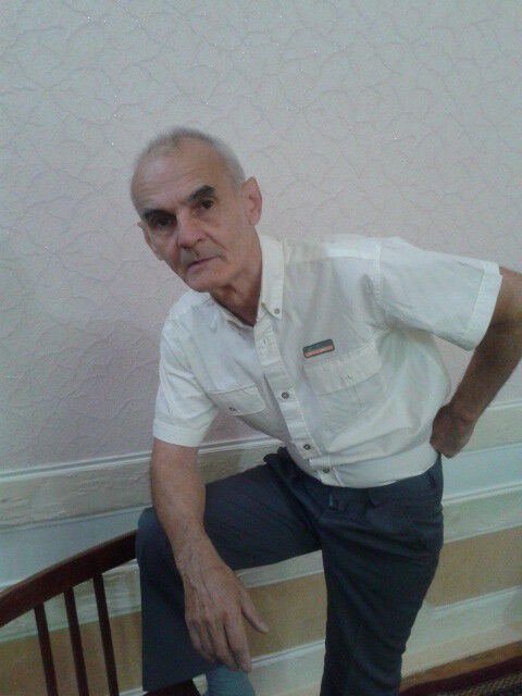  6830355  Renat, 69 ,    