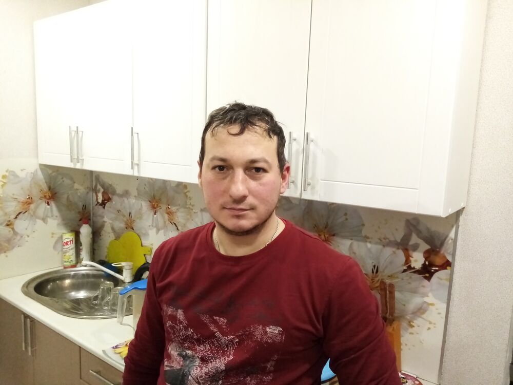  31866005  Aleksandr, 43 ,    