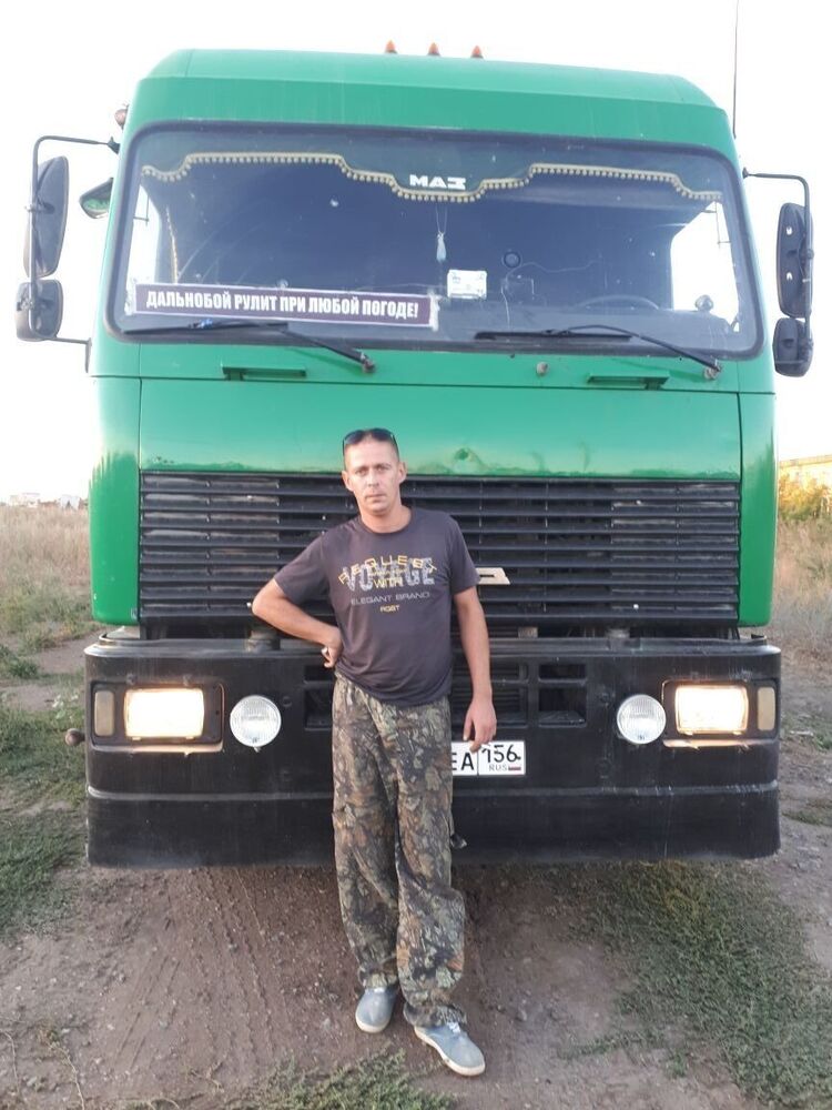  43407045  , 37 ,    