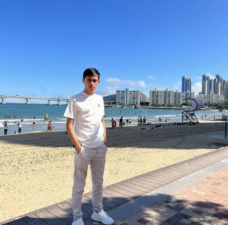  Pusan,   , 29 ,   ,   