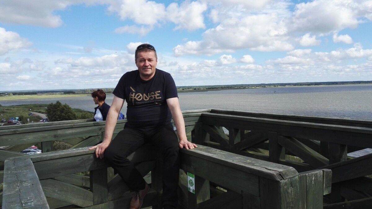  ,   Piotr, 57 ,   ,   , c 