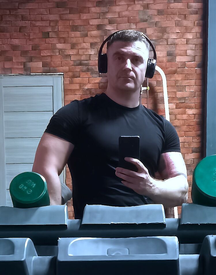  53281085  , 37 ,    