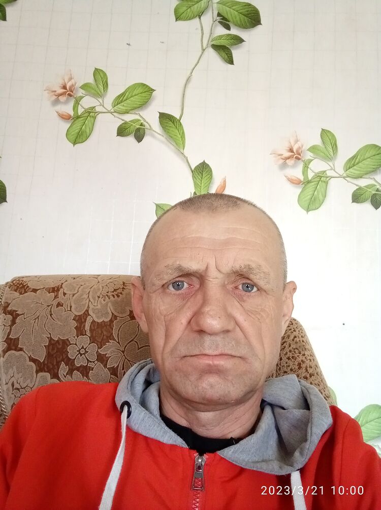  33316715  Ivan, 53 ,    