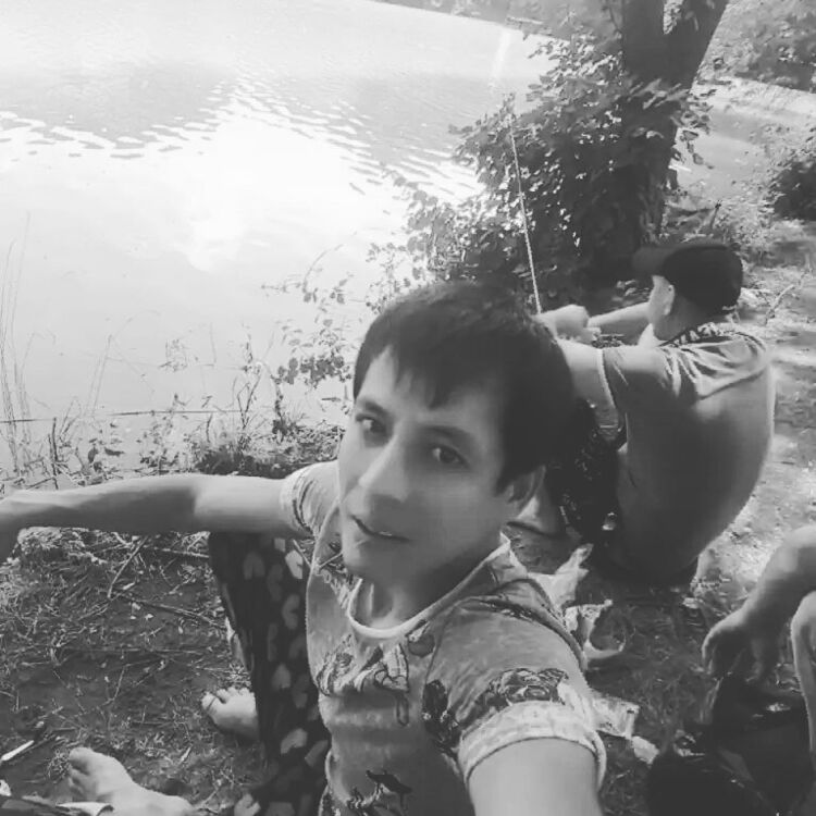  ,   Erik, 26 ,   ,   