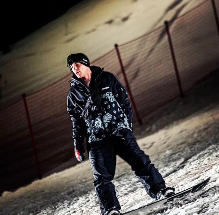  ,   Andrey, 40 ,   ,   