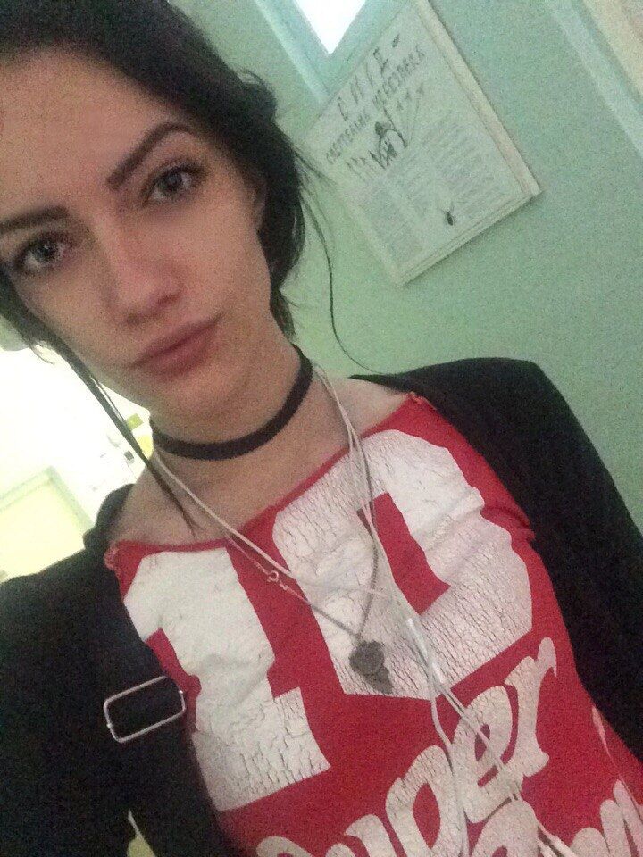  35032375  Dominika, 26 ,    