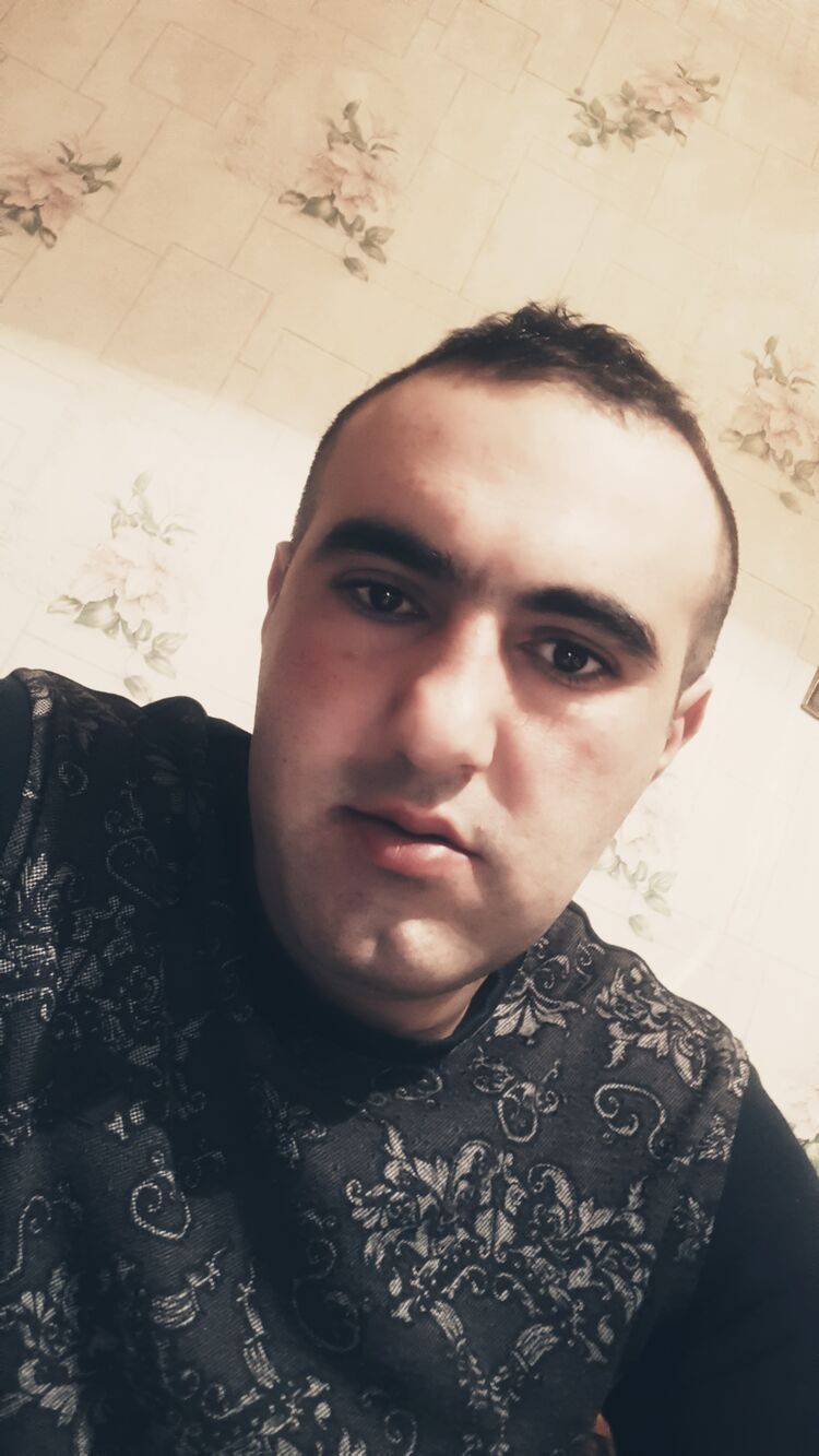  25561565  Bagrat, 30 ,    