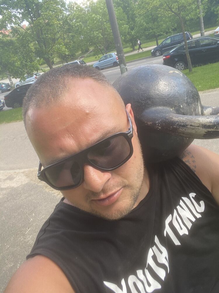  ,   Demon, 34 ,   , 