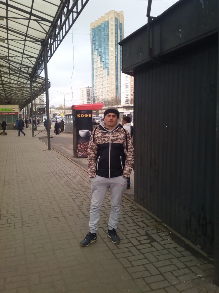  -,   Ayub, 36 ,   ,   , c 