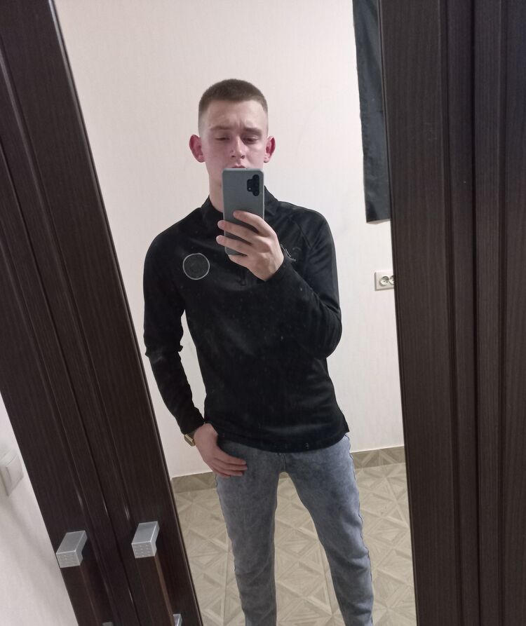  33501195  Egor, 23 ,    
