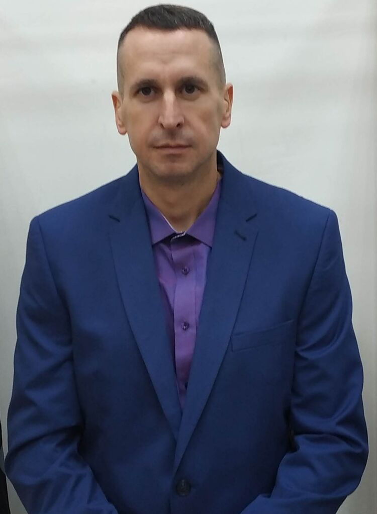  30581575  Aleksangr, 41 ,    