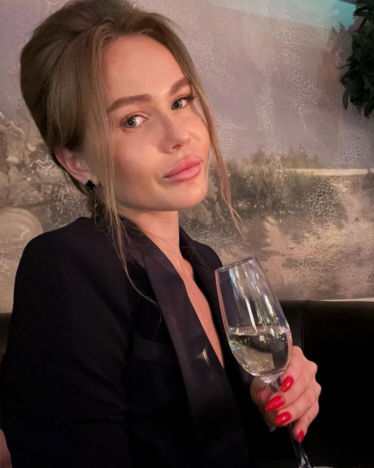  48209085  Hellen, 30 ,    Palais-Bourbon