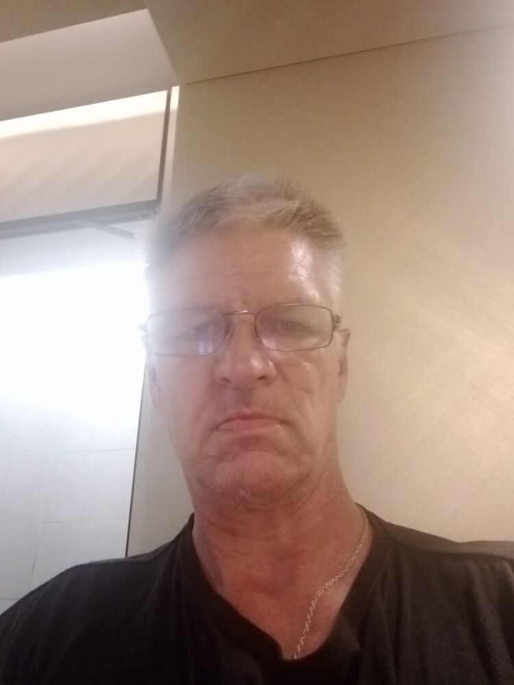  52698965  SERGEI, 54 ,    
