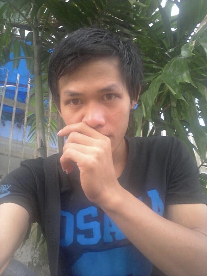  28494015  Tomi, 32 ,    