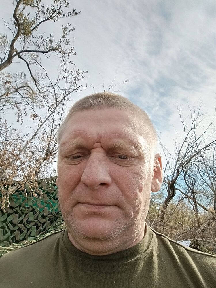  47300095  , 49 ,    