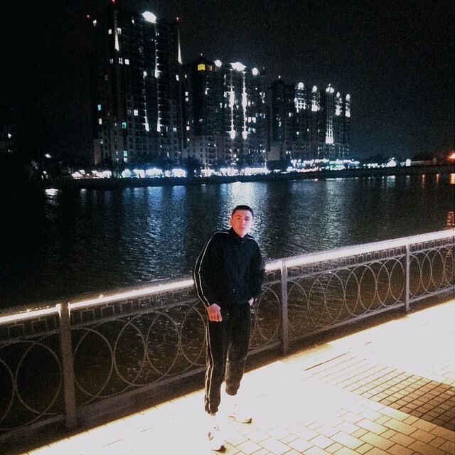  ,   Vasil, 25 ,   ,   