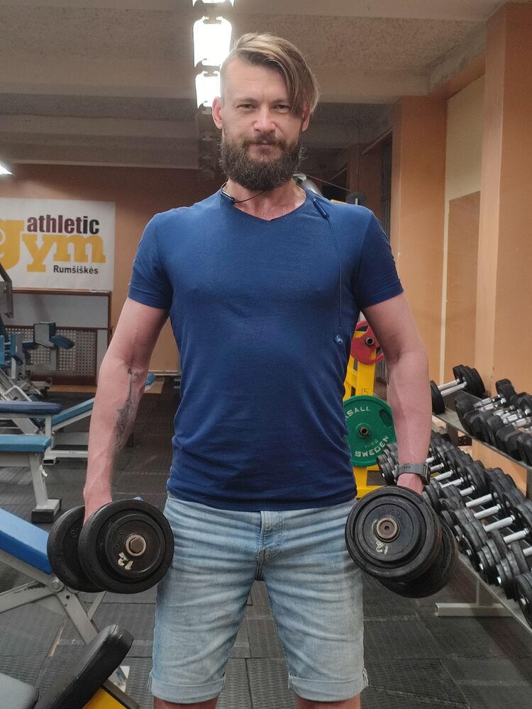  ,   Viacheslav, 37 ,   ,   