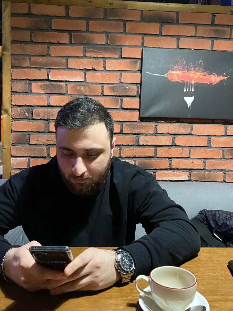  38397875  Bearded, 27 ,    