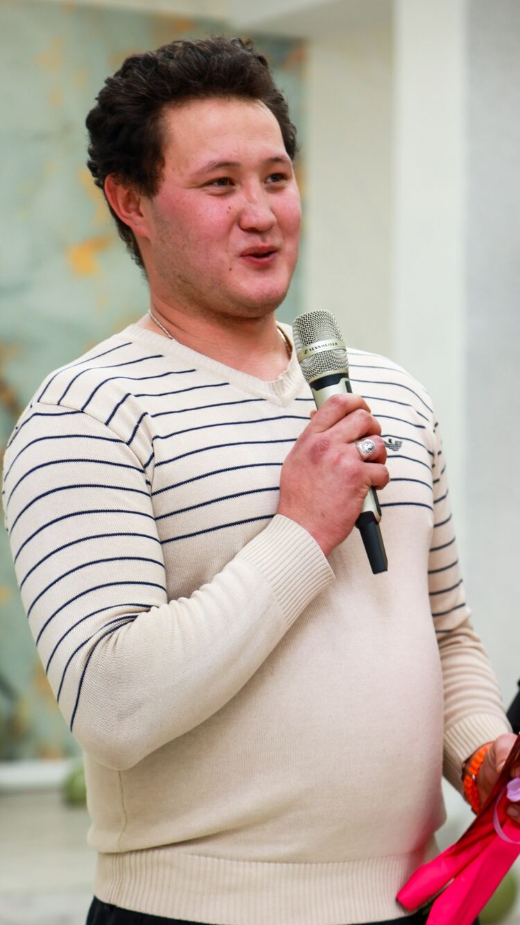  49322625  Sergey, 26 ,    