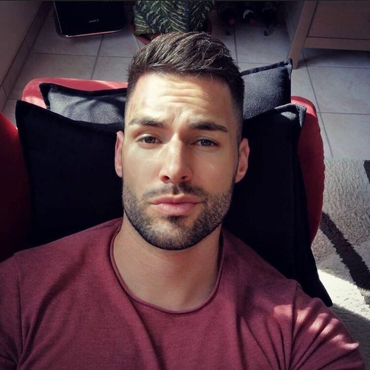  31514535  Ivan, 43 ,    