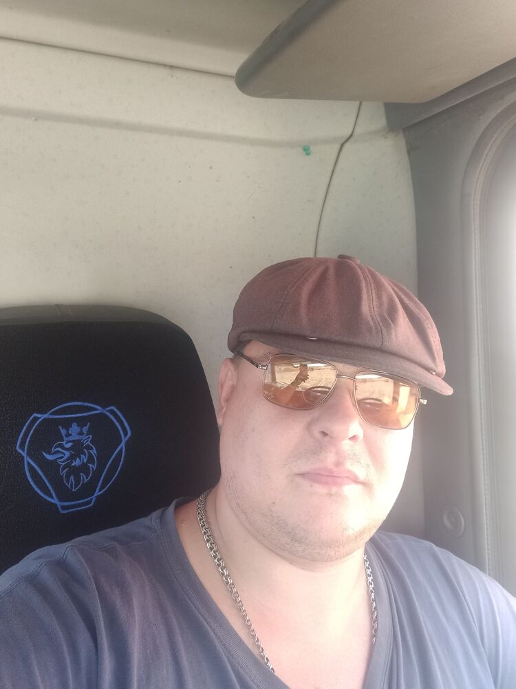  41338525  , 33 ,    -