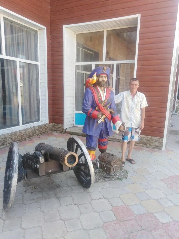 44247135  , 51 ,    