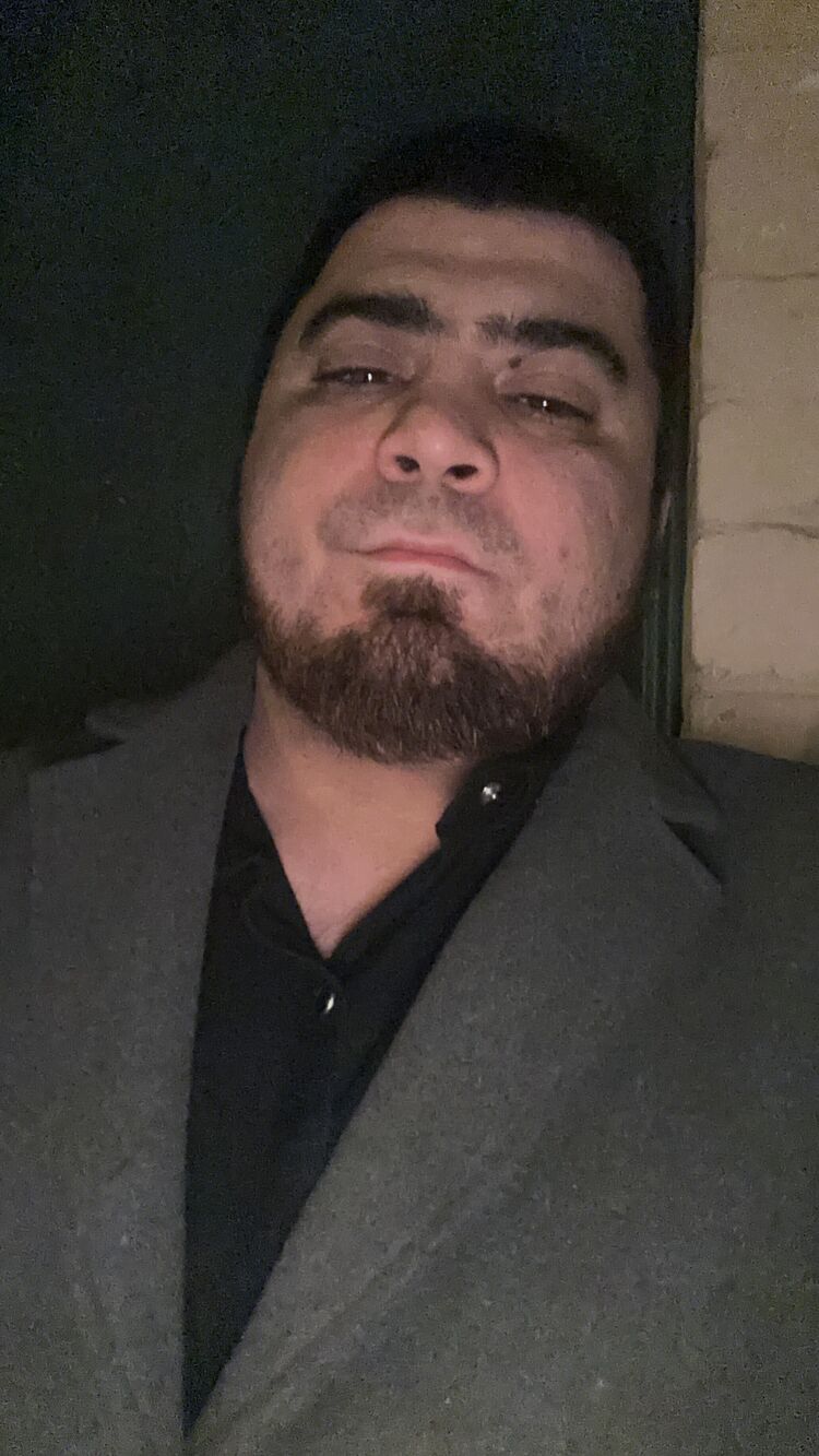  46760385  , 32 ,    