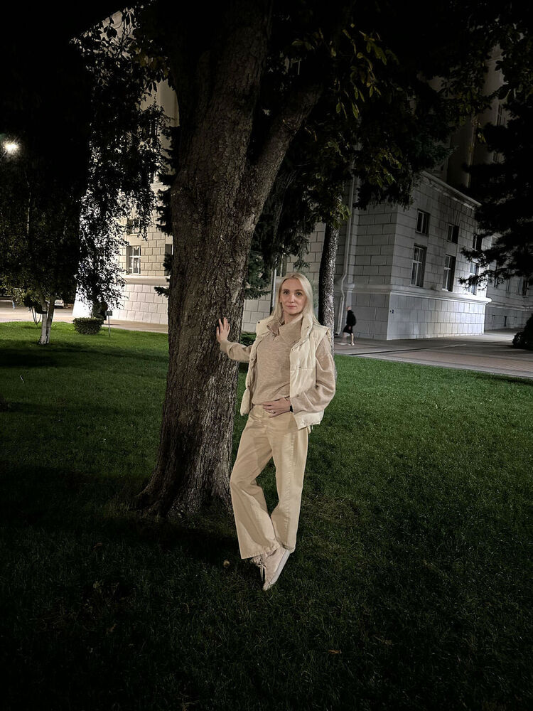  53715955  Oksana, 47 ,    