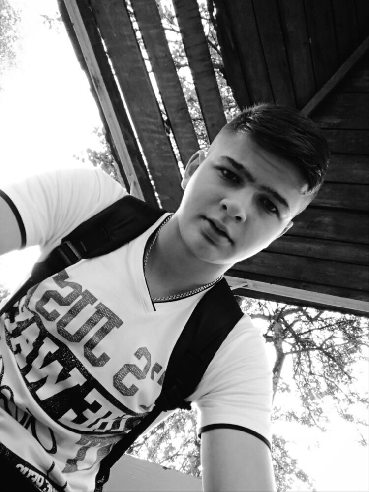  17464575  Sasha, 25 ,    