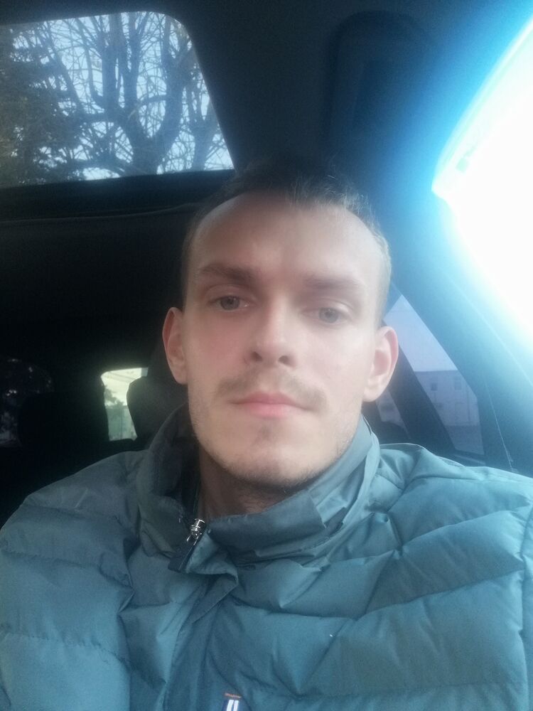  38319215  , 28 ,    