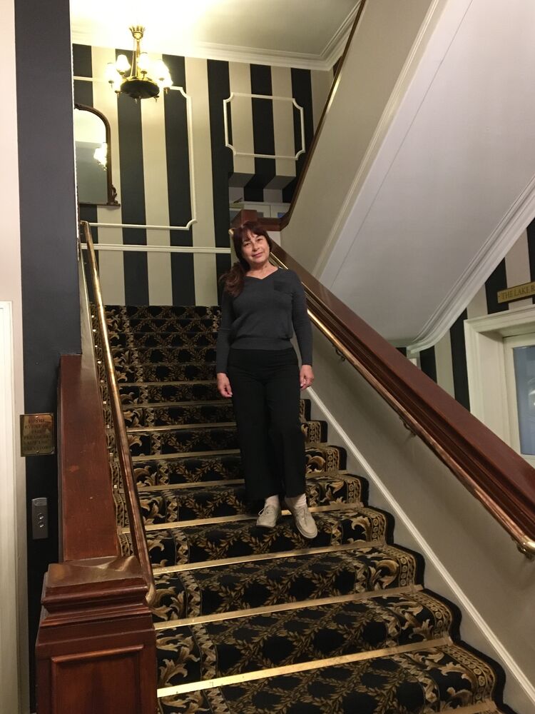  ,   Irina, 65 ,   c 