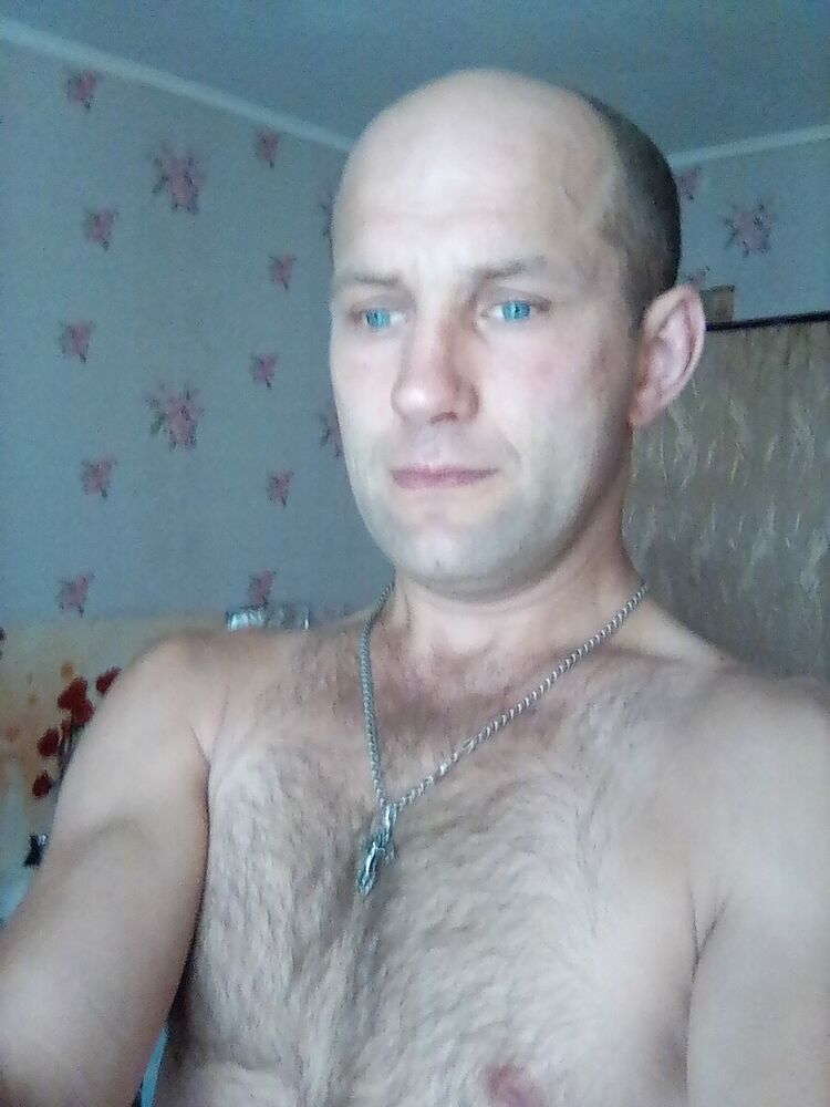  20606385  Ivan, 42 ,    