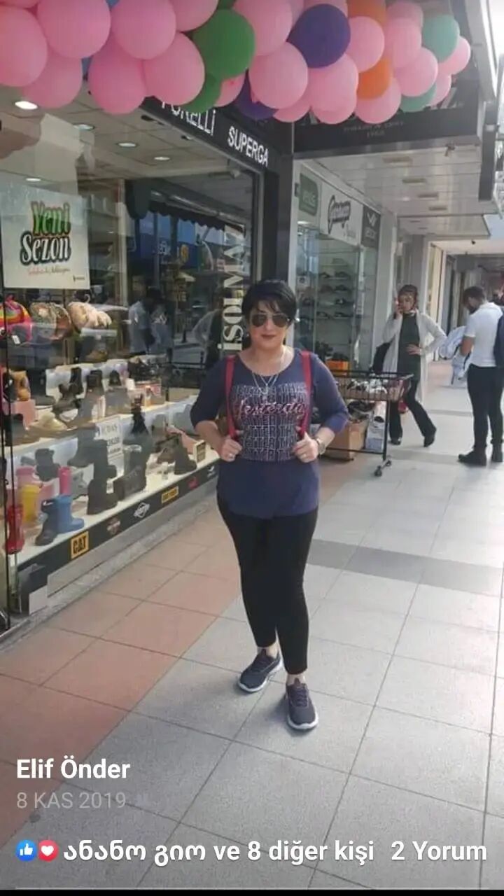  ,   Leila, 47 ,   ,   