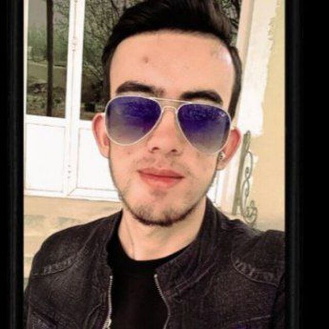  ,   Sasha, 32 ,   ,   
