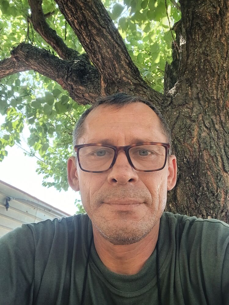  53603605  Poman, 48 ,    