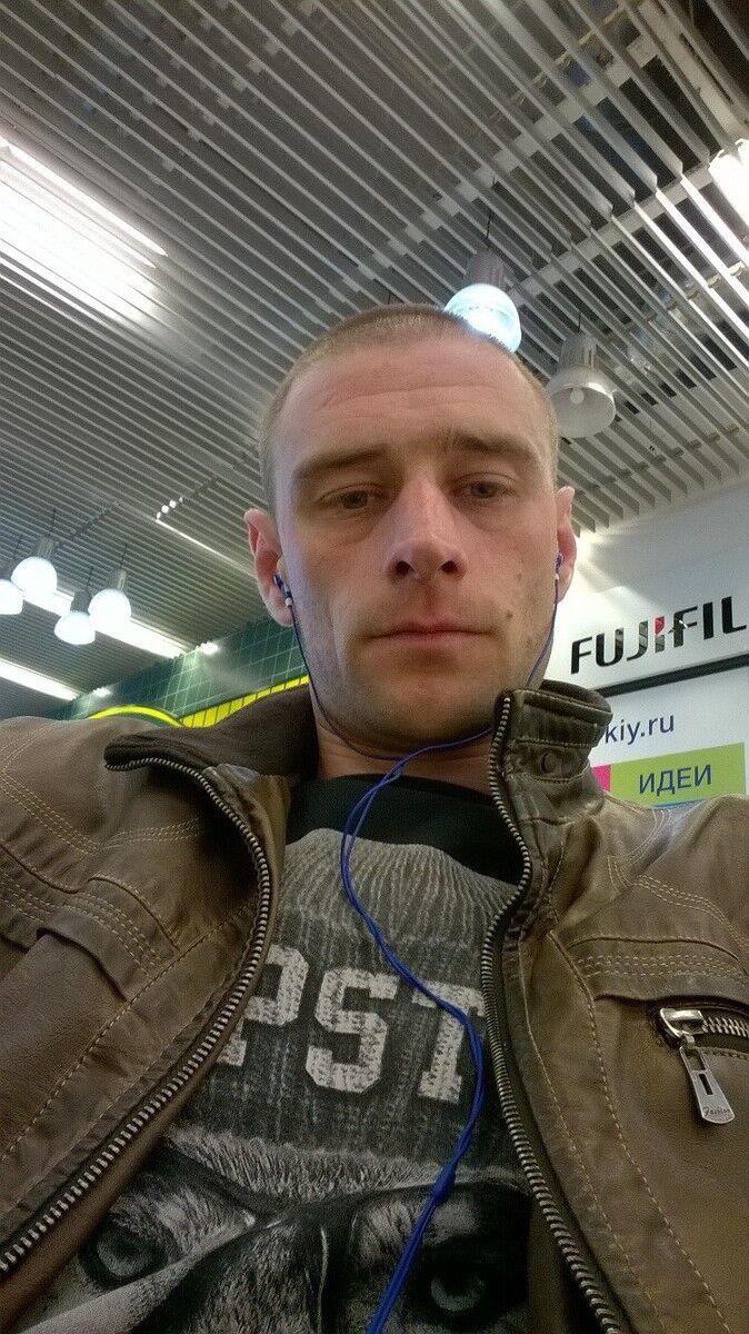  --,   , 42 ,   
